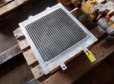 Radiator pentru sistem de răcire Liebherr 310
