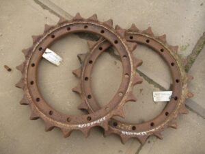 Stea de antrenare (sprocket) pentru excavator caterpillar 324e