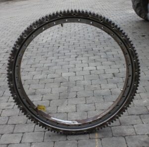 Coroană de rotire pentru excavatoare caterpillar eder 815 – stoc disponibil