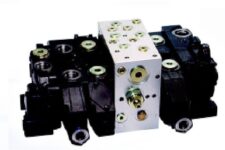 Distribuitor hidraulic pentru utilaje industriale
