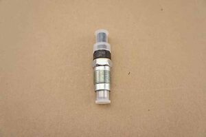 Injector pentru kubota d1503-m-e4bg 1 Injector pentru kubota d1503-m-e4bg