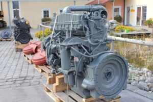 Stoc motor complet cummins nta 855 c pentru liebherr r 974 1 Stoc motor complet cummins nta 855 c pentru liebherr r 974