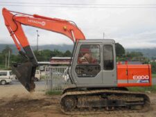 Stoc piese de schimb pentru excavator Hitachi EX100 din dezmembrări