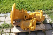 Pompa hidraulică pentru încărcător frontal Liebherr 521 - Stoc disponibil