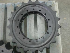 Stoc sprocket (steațetă roată motrică) pentru bobcat x119 1 Stoc sprocket (steațetă roată motrică) pentru bobcat x119