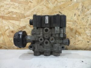 Supapă solenoidă wabco 4729000550 pentru camion 1 Supapă solenoidă wabco 4729000550 pentru camion