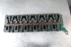Chiuloasă motor deutz tcd 2016 l06 1 Chiuloasă motor deutz tcd 2016 l06