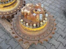 Transmisie finală pentru Komatsu D155 SH (recondiționată)