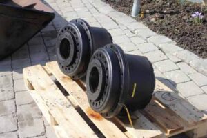 Transmisie finală excavator case 1088 - set de 2 bucăți 1 Transmisie finală excavator case 1088 – set de 2 bucăți