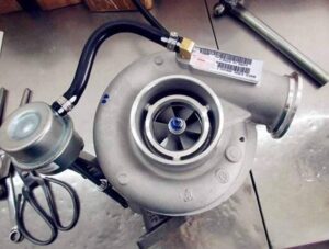 Turbosuflantă hx30w pentru motor cummins 4bta – recondiționată
