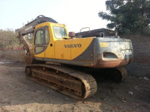 Volvo excavator ec 240 second-hand 1 Volvo excavator ec 240 second-hand