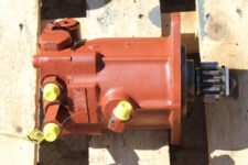 Pompa Hidraulică pentru Yanmar 401 - Model Vopsit Roșu