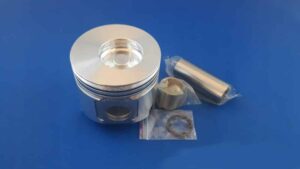 Piston motor yanmar 4tnv98 cu accesorii