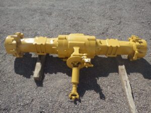 Axă spate pentru buldoexcavator caterpillar 420 1 Axă spate pentru buldoexcavator caterpillar 420