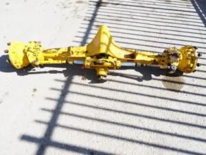 Axa față pentru buldoexcavator komatsu wb93