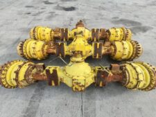 Axe față-spate Komatsu WA470-3 recondiționate