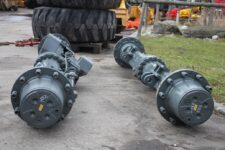 Axe față-spate pentru Liebherr A900