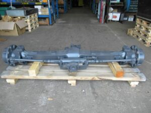 Axa față pentru buldoexcavator new holland 1 Axa față pentru buldoexcavator new holland