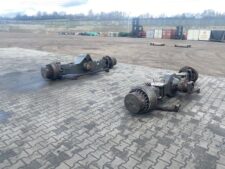 Axă față-spate pentru Sennebogen 735