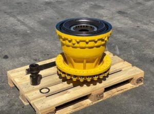Butuc roată pentru buldoexcavator caterpillar 416bcde/420d 1 Butuc roată pentru buldoexcavator caterpillar 416bcde/420d