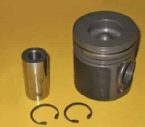 Piston complet pentru caterpillar 3034 cu bolt și segmenți 1 Piston complet pentru caterpillar 3034 cu bolt și segmenți