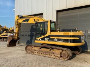 Dezmembrare excavator caterpillar 320b l 1 Dezmembrare excavator caterpillar 320b l