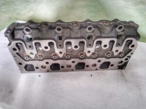 Chiulasă pentru miniexcavator caterpillar 304. 5