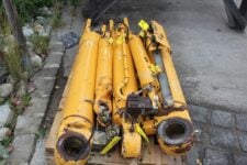 Cilindri Hidraulici Liebherr L574 - Piese de Schimb