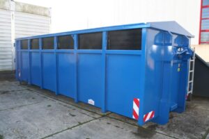 Container abroll albastru pentru transport deșeuri reciclabile 1 Container abroll albastru pentru transport deșeuri reciclabile