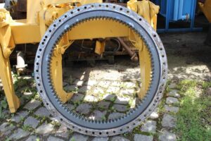 Coroană de rotire pentru excavator liebherr r924 compact 1 Coroană de rotire pentru excavator liebherr r924 compact