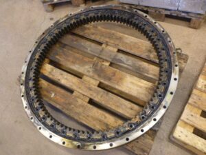 Coroană de rotire pentru caterpillar 312 b 1 Coroană de rotire pentru caterpillar 312 b