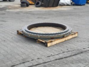 Coroană de rotire pentru liebherr r954