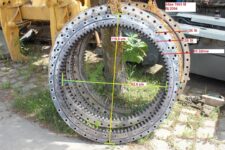 Coroană de rotire pentru excavator Atlas 1905 M, diametru exterior 115,5 cm, diametru interior 92,5 cm, 92 dinți, 26 șuruburi
