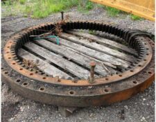 Coroană de rotire pentru excavator Caterpillar 325L