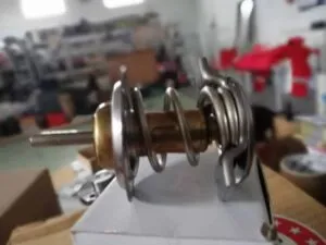 Termostat pentru motor deutz bf4m1013e