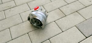 Pompa hidraulică pentru miniexcavatoare takeuchi tb30ur, tb045, tb108, tb125