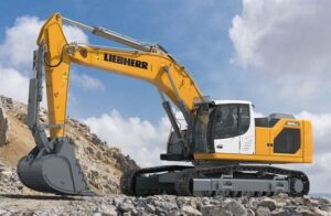 Dezmembram liebherr r900 excavator 1 Dezmembram liebherr r900 excavator