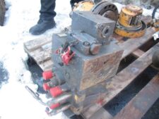 Distribuitor hidraulic pentru utilaje CASE 788 CK