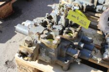 Distribuitor Hidraulic Hitachi ZW 310