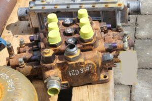 Distribuitor hidraulic excavator case 621 1 Distribuitor hidraulic excavator case 621