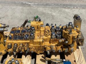 Distribuitor hidraulic caterpillar 320