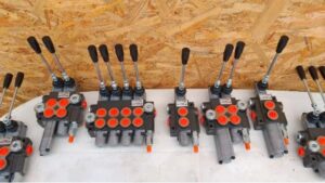 Distribuitor hidraulic pentru doosan dx60r 1 Distribuitor hidraulic pentru doosan dx60r
