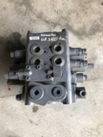 Distribuitor Komatsu WA380 7.0