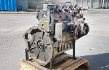 Motor Isuzu C221