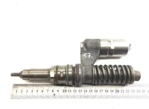 Injector camion iveco f3ae0681 euro3 2005