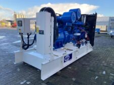 Generator de curent FG Wilson 900 kVa cu motor Perkins, nou, an 2022