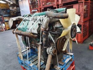 Motor industrial deutz tcd2015 v08 second hand 1 Motor industrial deutz tcd2015 v08 second hand
