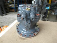 Hidromotor pentru reductor de rotire Daewoo - Model T5V2B3