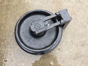 Idler pentru miniexcavatoare jcb modele 8050, 8060, 8032 1 Idler pentru miniexcavatoare jcb modele 8050, 8060, 8032