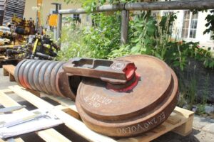 Roată de ghidaj (idler) volvo ec240b nlc 1 Roată de ghidaj (idler) volvo ec240b nlc